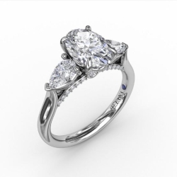 Fana Classic Three-Stone Oval Engagement Ring Mounting