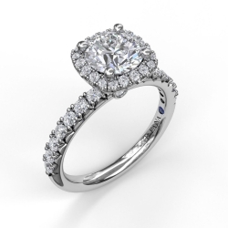 Fana 0.57ctw Classic Diamond Halo Engagement Ring Mounting